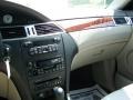 Linen Gold Metallic Pearl - Pacifica Touring Photo No. 20