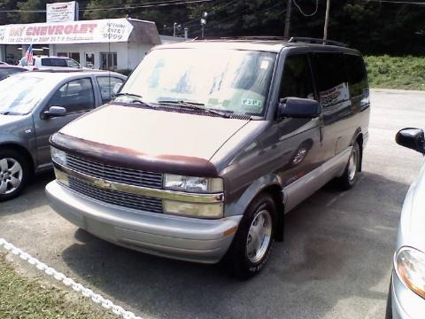 2000 Chevrolet Astro AWD Passenger Van Data, Info and Specs