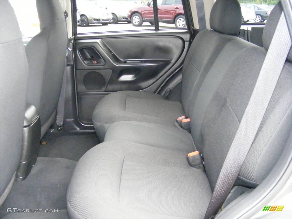 2004 Grand Cherokee Laredo 4x4 - Graphite Metallic / Dark Slate Gray photo #11