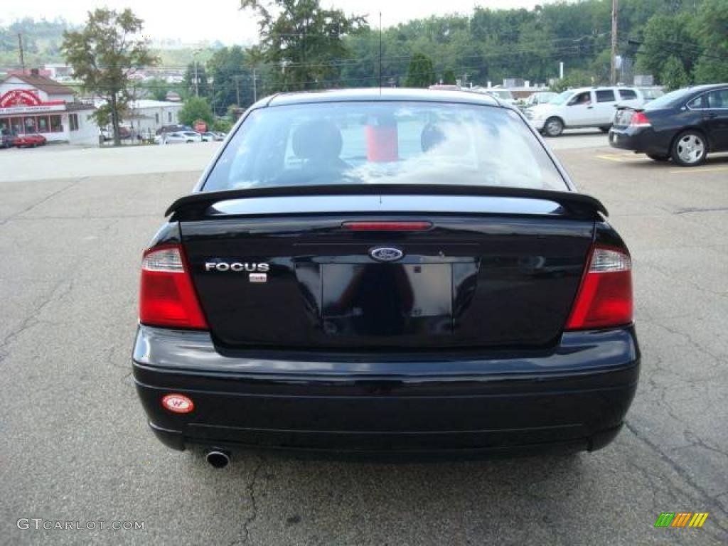 2007 Focus ZX4 ST Sedan - Pitch Black / Charcoal photo #3