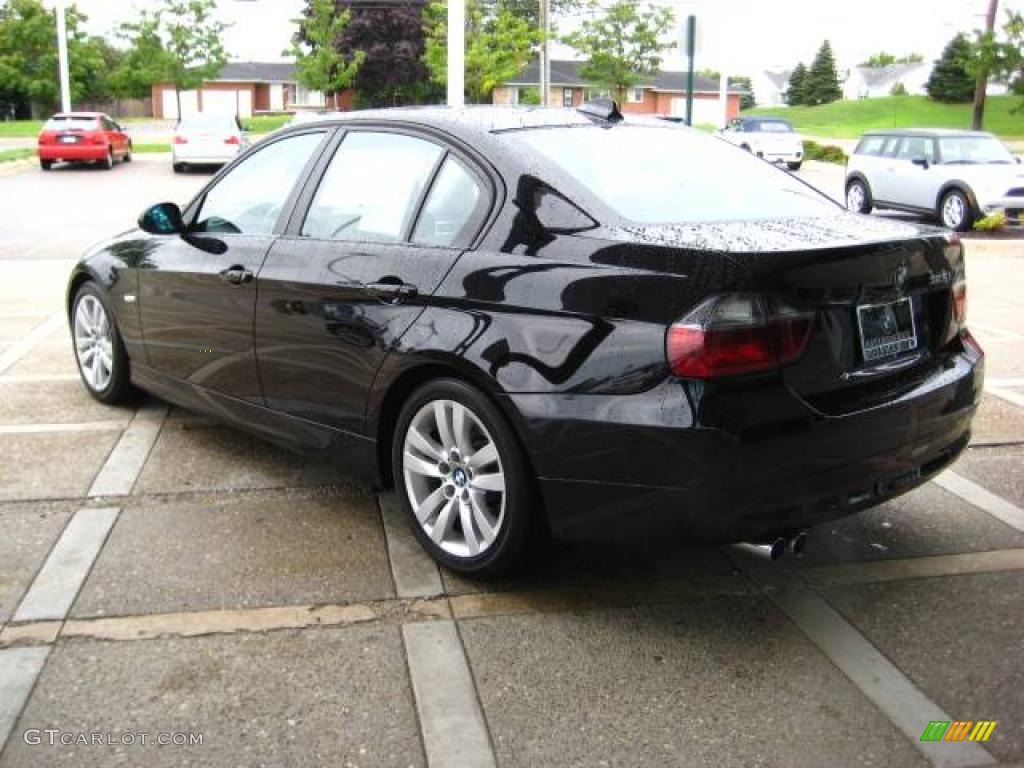 2006 3 Series 325i Sedan - Jet Black / Black photo #6