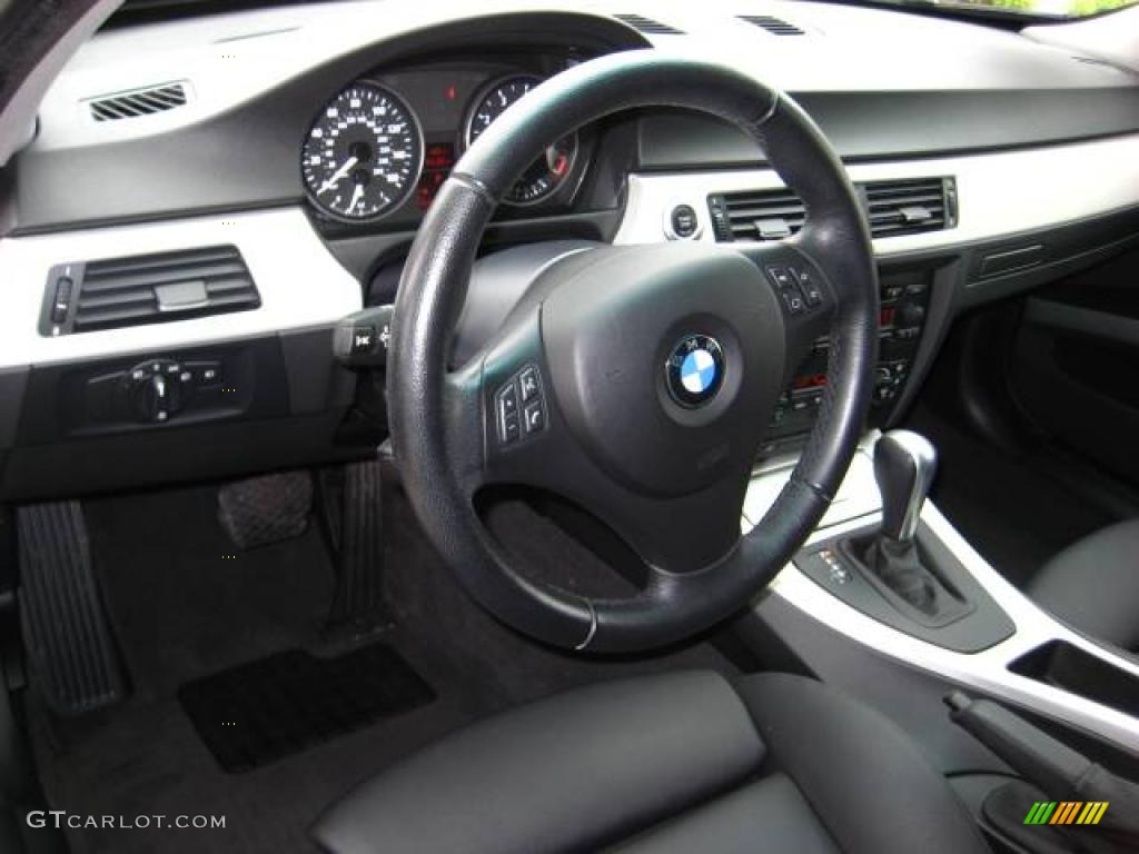 2006 3 Series 325i Sedan - Jet Black / Black photo #14
