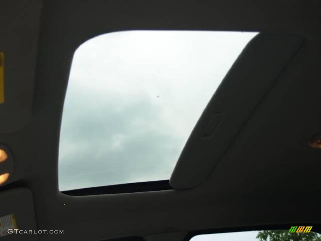 2005 Equinox LT AWD - Black / Light Gray photo #12