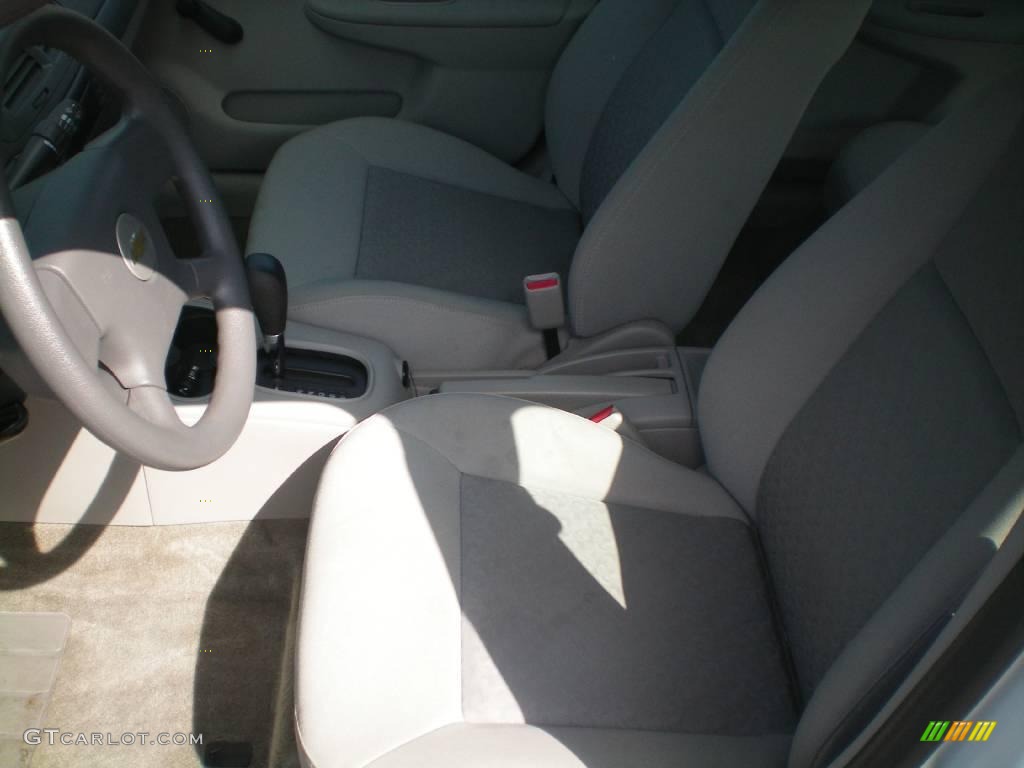 2005 Cobalt Sedan - Summit White / Gray photo #2