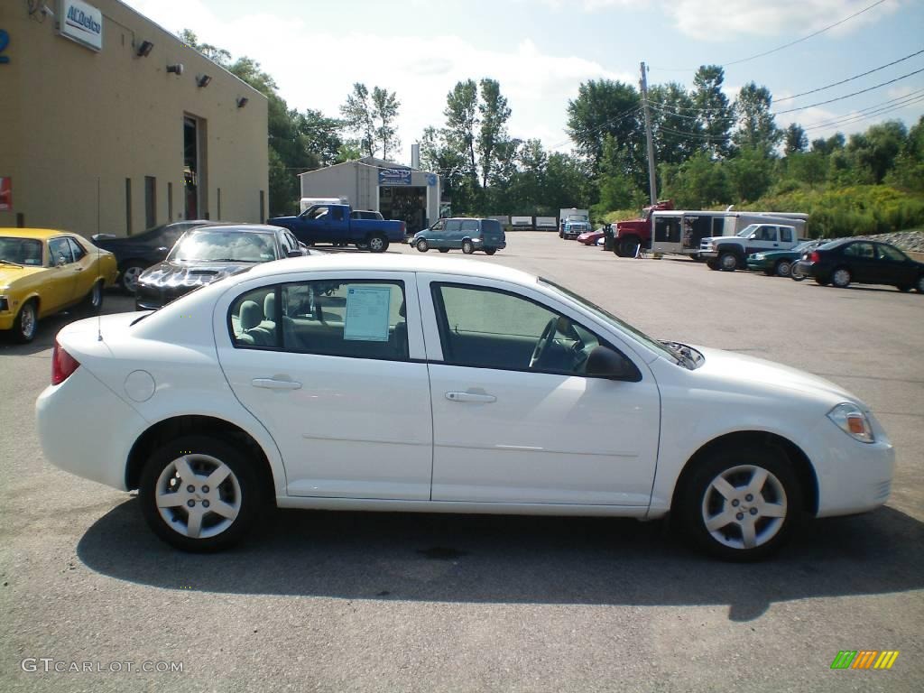 2005 Cobalt Sedan - Summit White / Gray photo #11