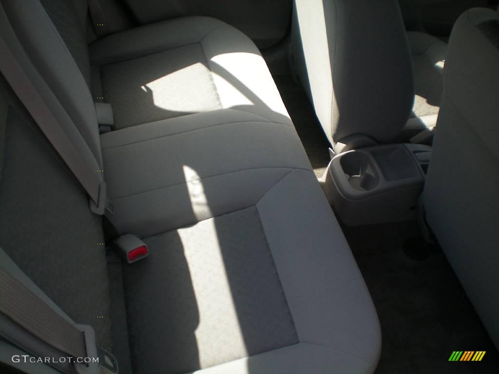 2005 Cobalt Sedan - Summit White / Gray photo #21