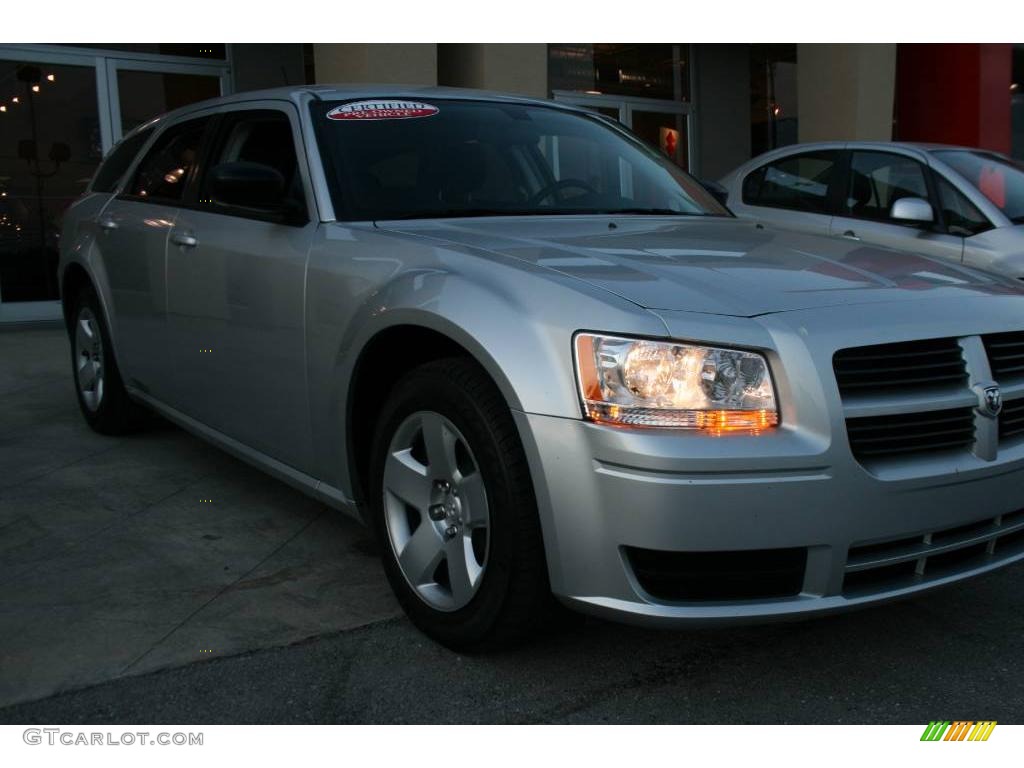 Bright Silver Metallic Dodge Magnum