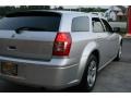 2008 Bright Silver Metallic Dodge Magnum   photo #7