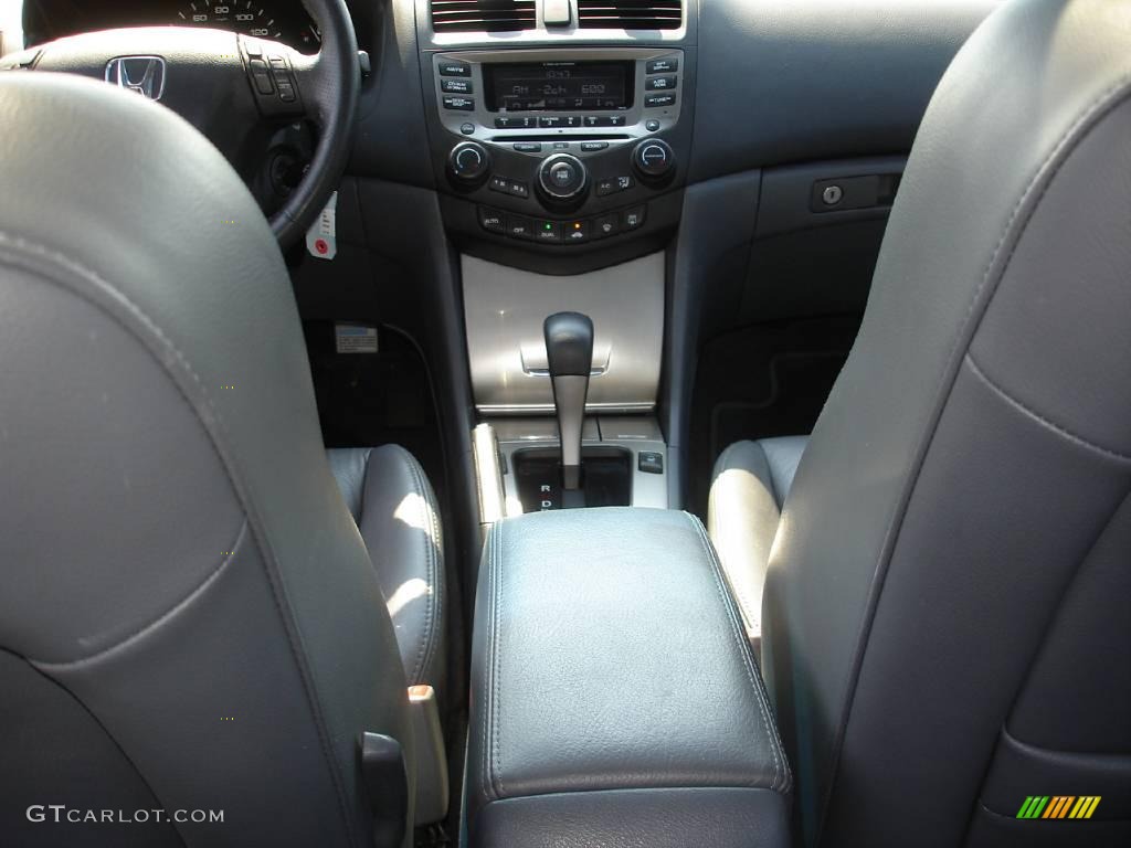 2006 Accord EX-L Sedan - Royal Blue Pearl / Gray photo #12