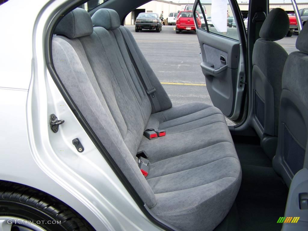 2004 Elantra GLS Sedan - Sterling Silver / Gray photo #9