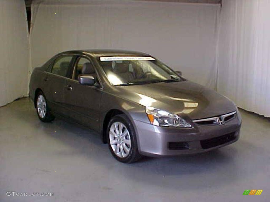 Carbon Bronze Pearl Honda Accord