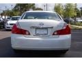 Ivory Pearl - M 35x Sedan Photo No. 17