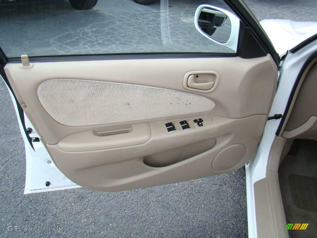 2002 Corolla LE - Super White / Pebble Beige photo #14