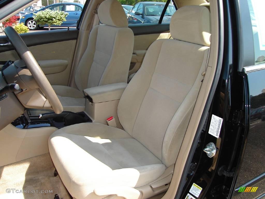 2006 Accord SE Sedan - Nighthawk Black Pearl / Ivory photo #11