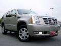 Quicksilver - Escalade AWD Photo No. 1