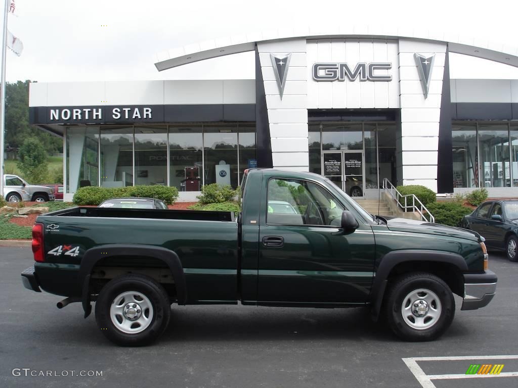 Dark Green Metallic Chevrolet Silverado 1500