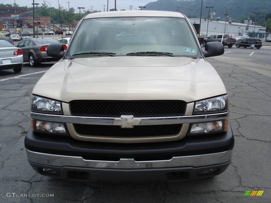 2004 Silverado 1500 Z71 Regular Cab 4x4 - Sandstone Metallic / Tan photo #18