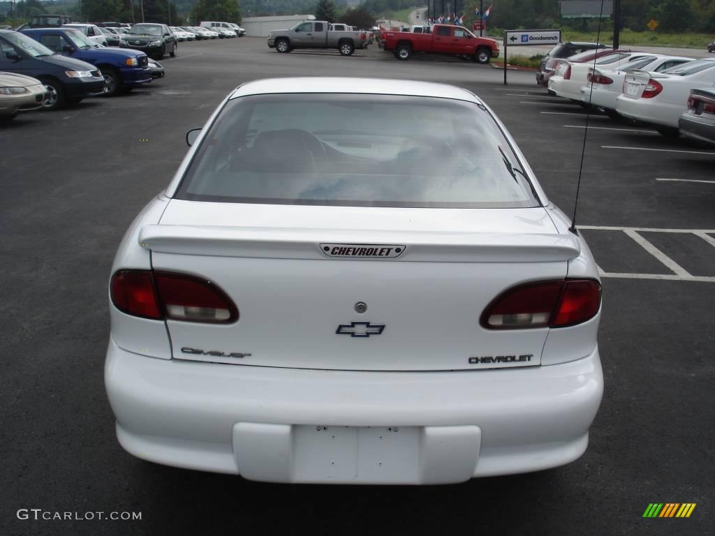 1998 Cavalier Coupe - Bright White / Gray photo #3