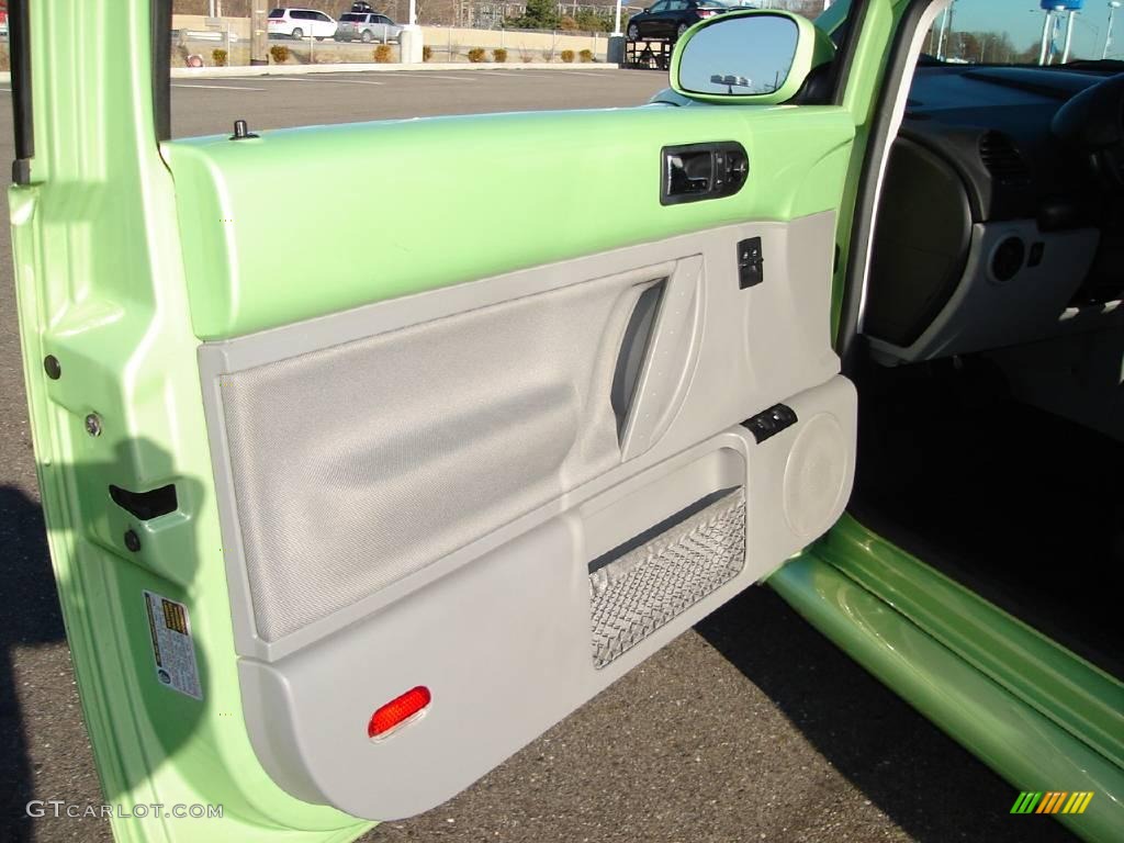 2004 New Beetle GLS Coupe - Cyber Green Metallic / Black photo #19