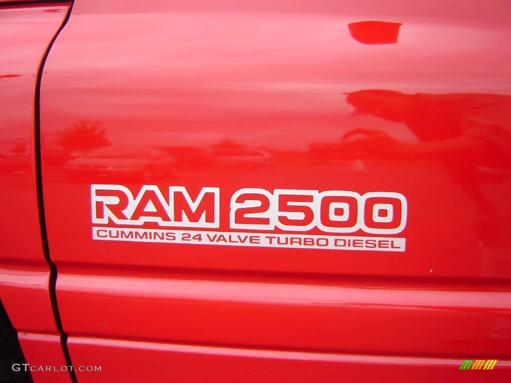 2000 Ram 2500 SLT Extended Cab - Flame Red / Agate photo #9