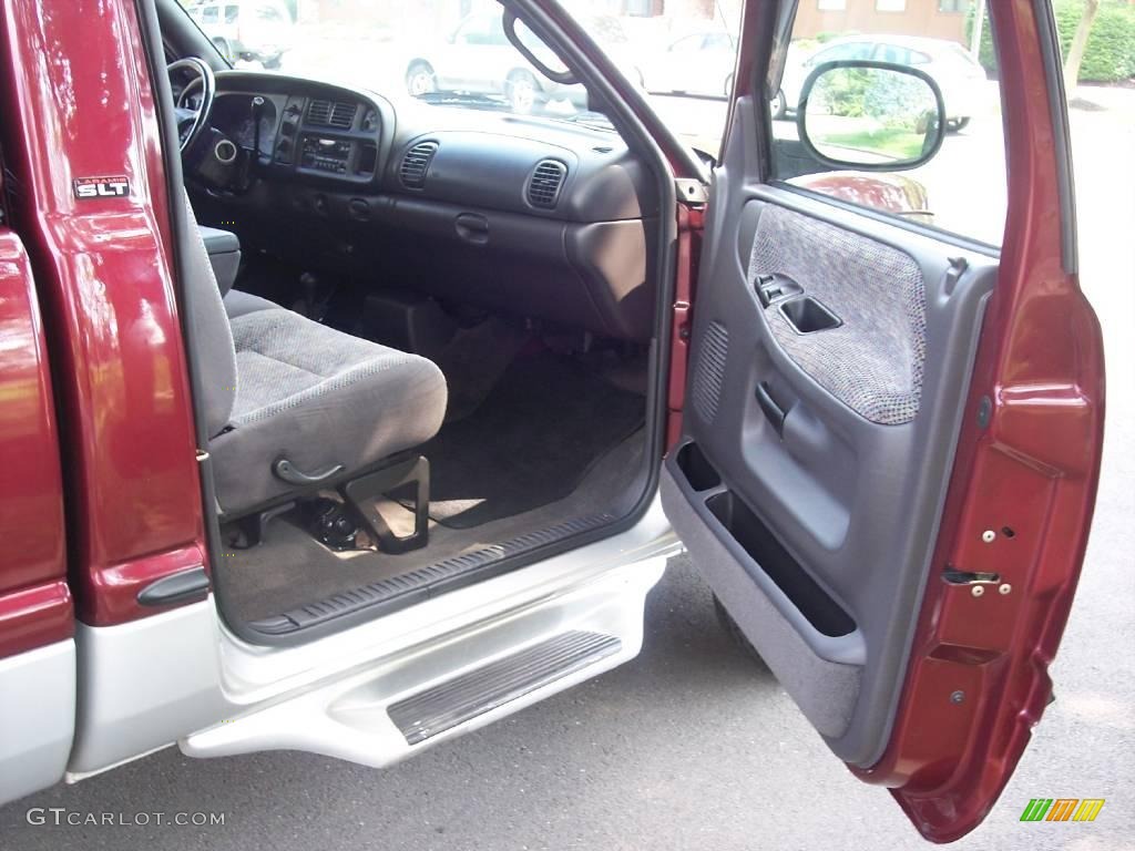 2001 Ram 1500 SLT Regular Cab 4x4 - Dark Garnet Red Pearl / Agate photo #23
