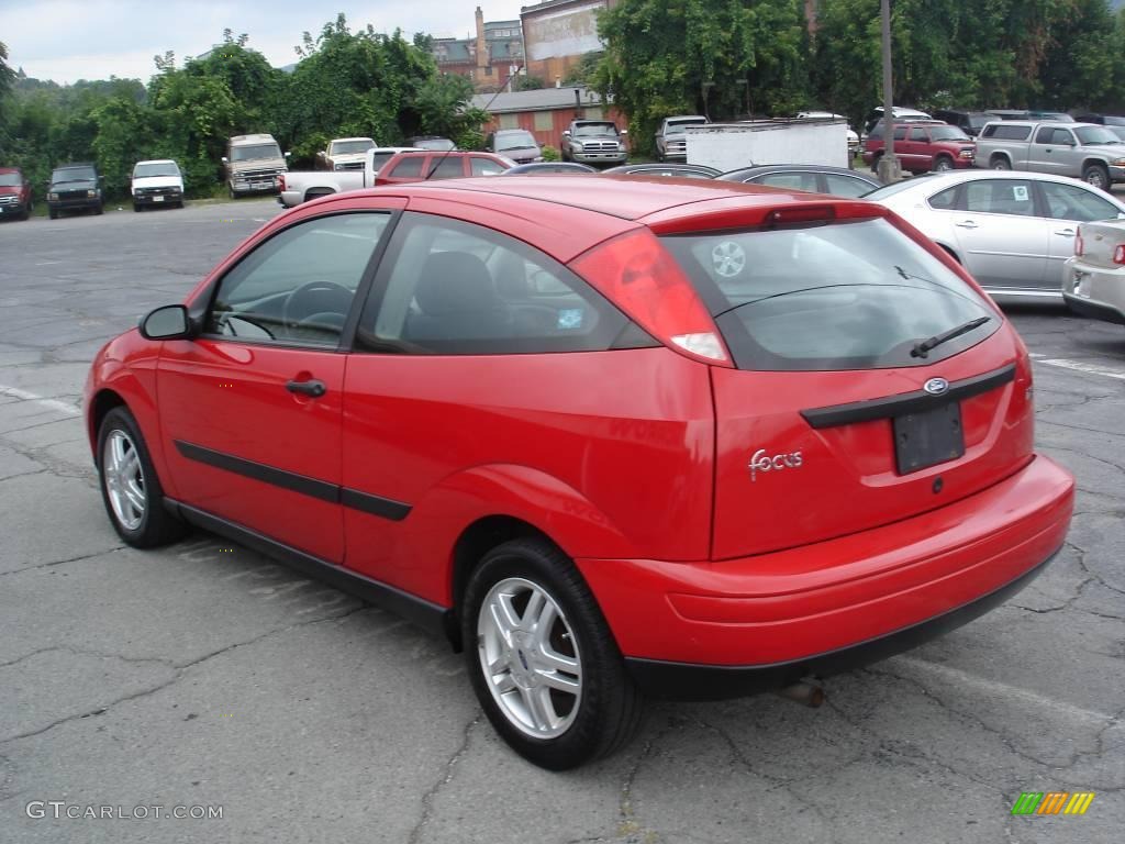 2000 Focus ZX3 Coupe - Infra-Red / Dark Charcoal photo #4