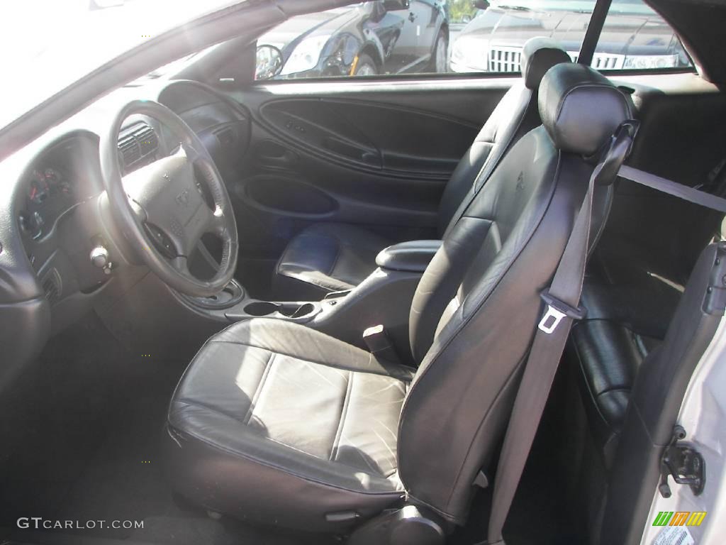 2000 Mustang V6 Convertible - Silver Metallic / Dark Charcoal photo #10