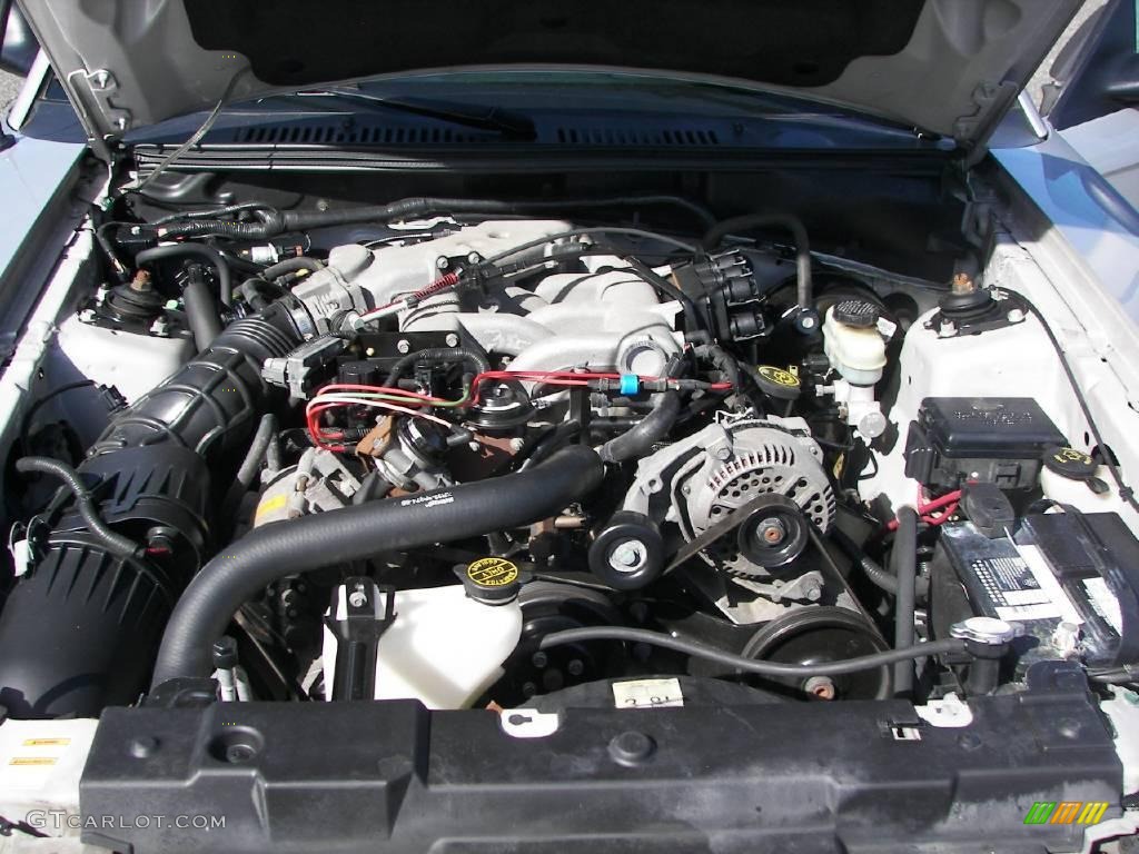 2000 Mustang V6 Convertible - Silver Metallic / Dark Charcoal photo #13