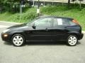 Pitch Black - Focus ZX5 Hatchback Photo No. 4