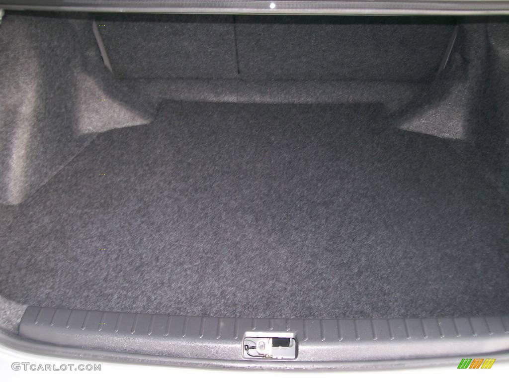 2006 Corolla LE - Silver Streak Mica / Stone photo #7