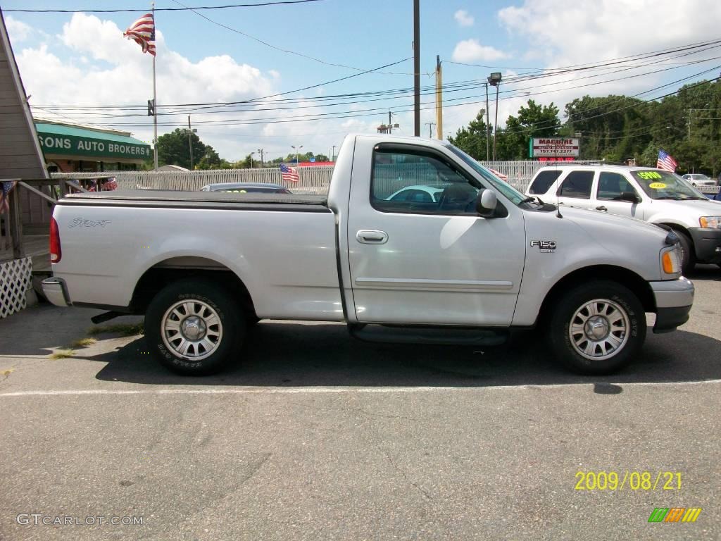 2001 F150 XLT Regular Cab - Silver Metallic / Medium Graphite photo #1