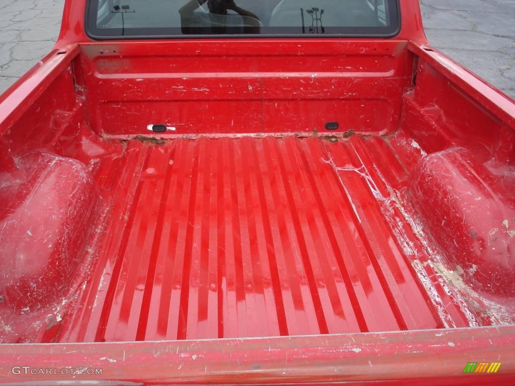 2001 Ranger Regular Cab - Bright Red / Dark Graphite photo #4