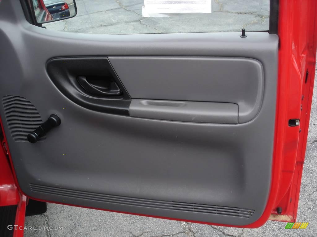 2001 Ranger Regular Cab - Bright Red / Dark Graphite photo #20