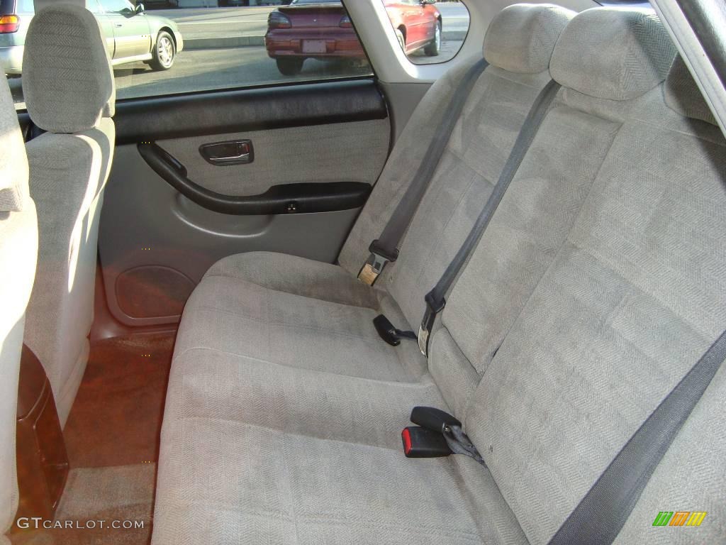 2001 Legacy L Sedan - Wintergreen Metallic / Gray photo #9