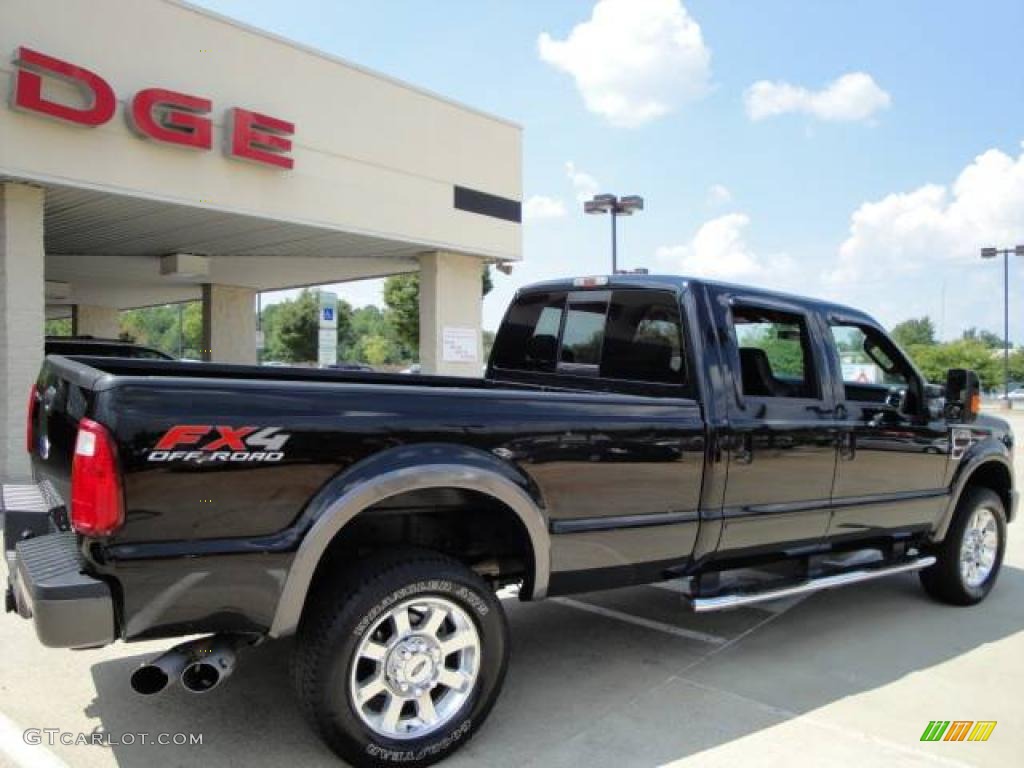 2008 F350 Super Duty FX4 Crew Cab 4x4 - Black / Black photo #3