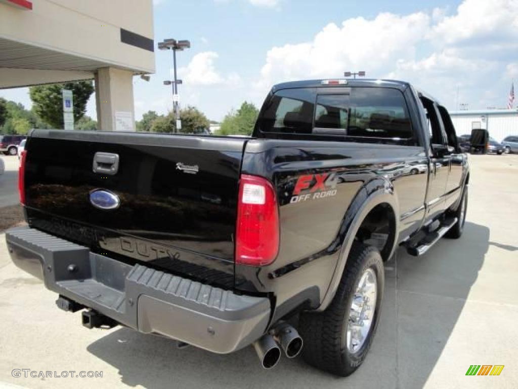 2008 F350 Super Duty FX4 Crew Cab 4x4 - Black / Black photo #4