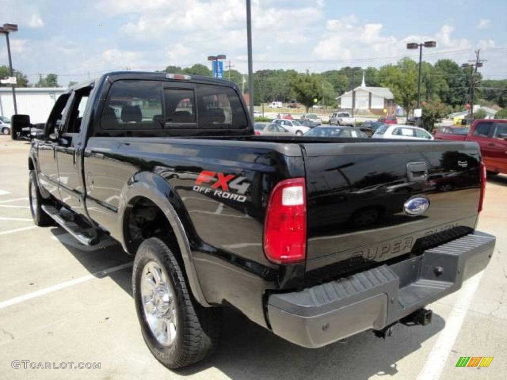 2008 F350 Super Duty FX4 Crew Cab 4x4 - Black / Black photo #6