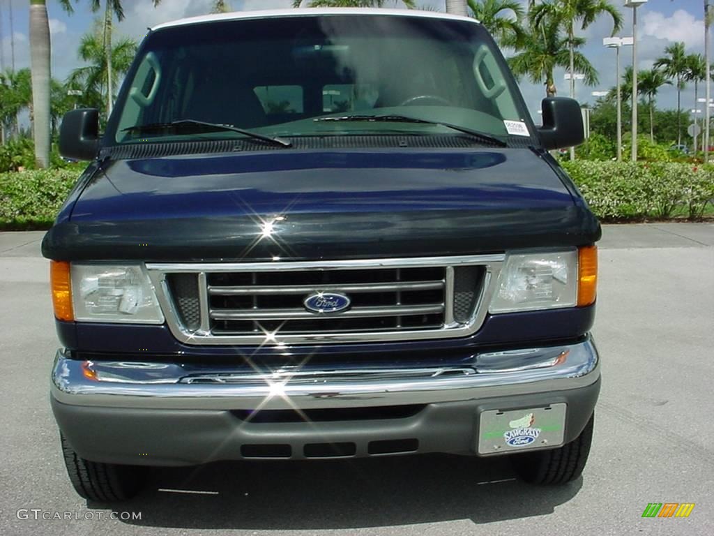 2006 E Series Van E350 XLT 15 Passenger - True Blue Metallic / Medium Flint Grey photo #9