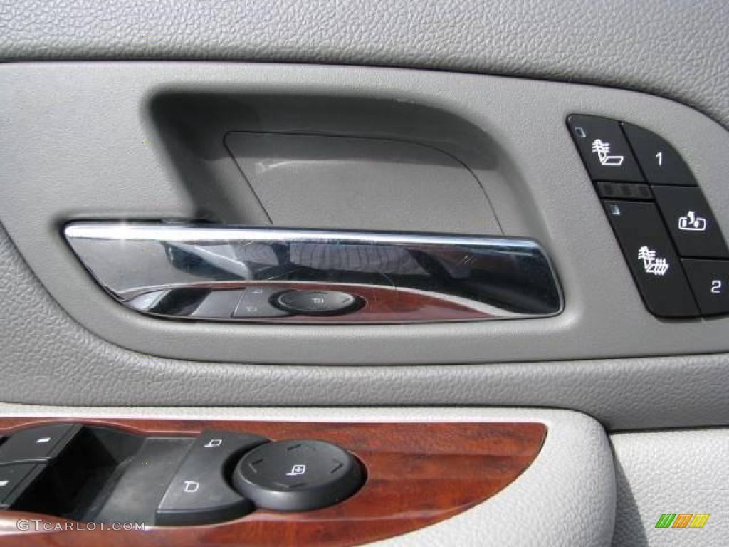 2008 Silverado 3500HD LTZ Crew Cab 4x4 - Summit White / Light Titanium photo #10