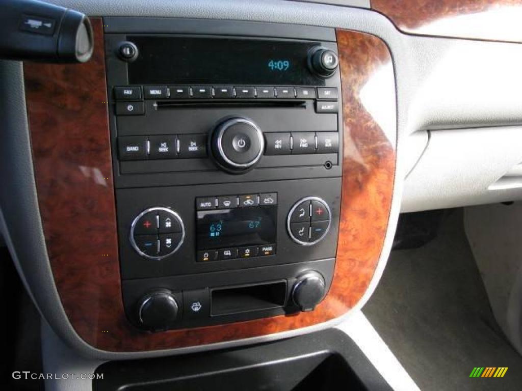 2008 Silverado 3500HD LTZ Crew Cab 4x4 - Summit White / Light Titanium photo #11