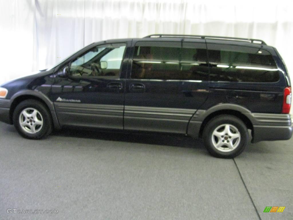 2005 Montana  - Dark Blue Metallic / Gray photo #5