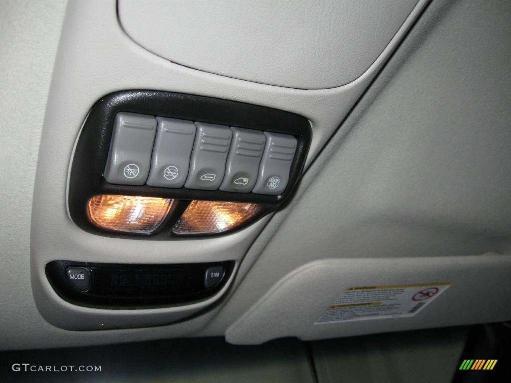 2005 Montana  - Dark Blue Metallic / Gray photo #15