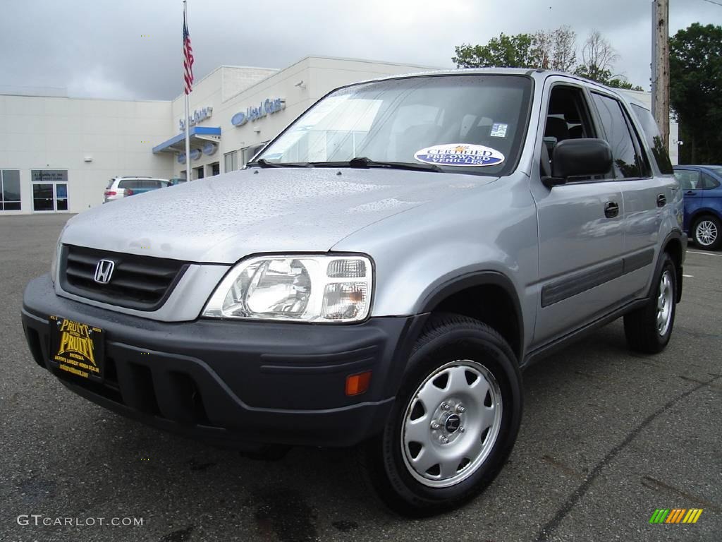 Satin Silver Metallic Honda CR-V