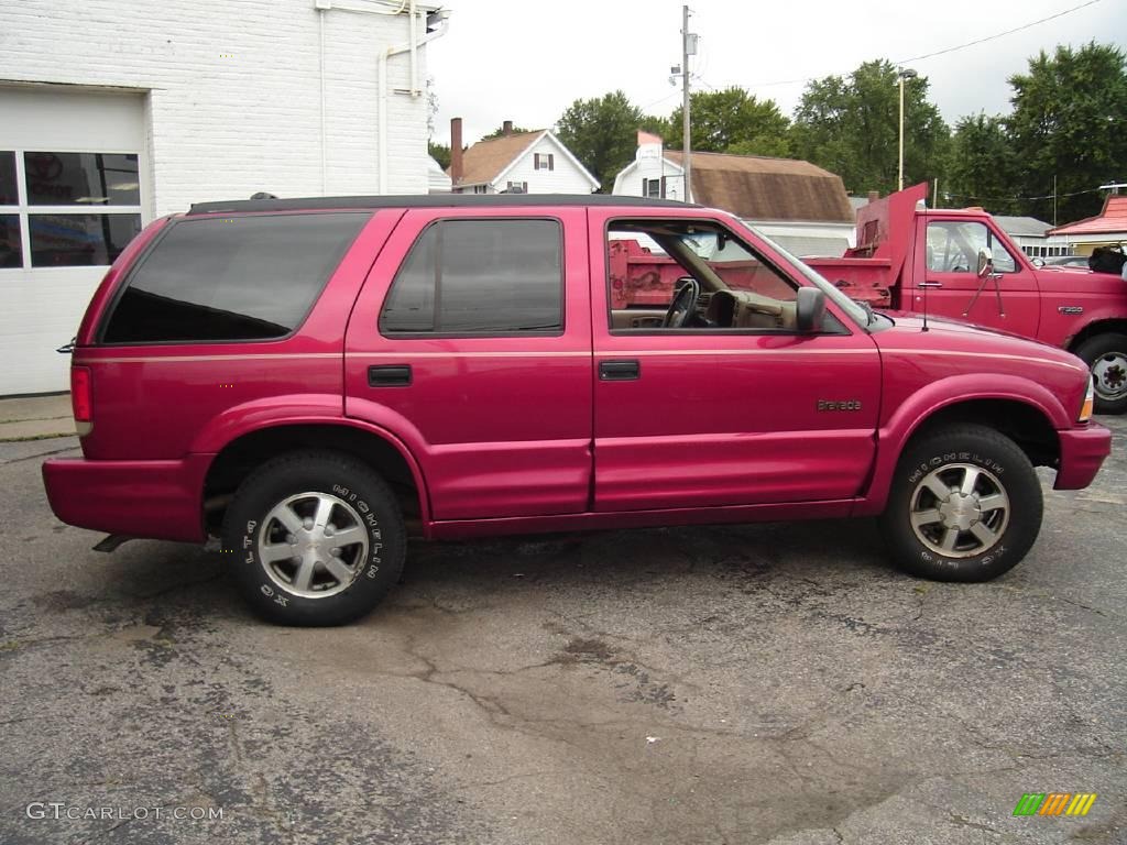 2000 Bravada AWD - Red Jewel / Beige photo #6