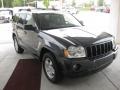 Steel Blue Metallic - Grand Cherokee Laredo Photo No. 17