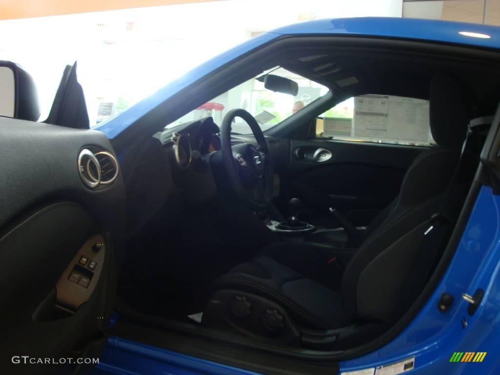 2009 370Z Coupe - Monterey Blue / Black Cloth photo #30