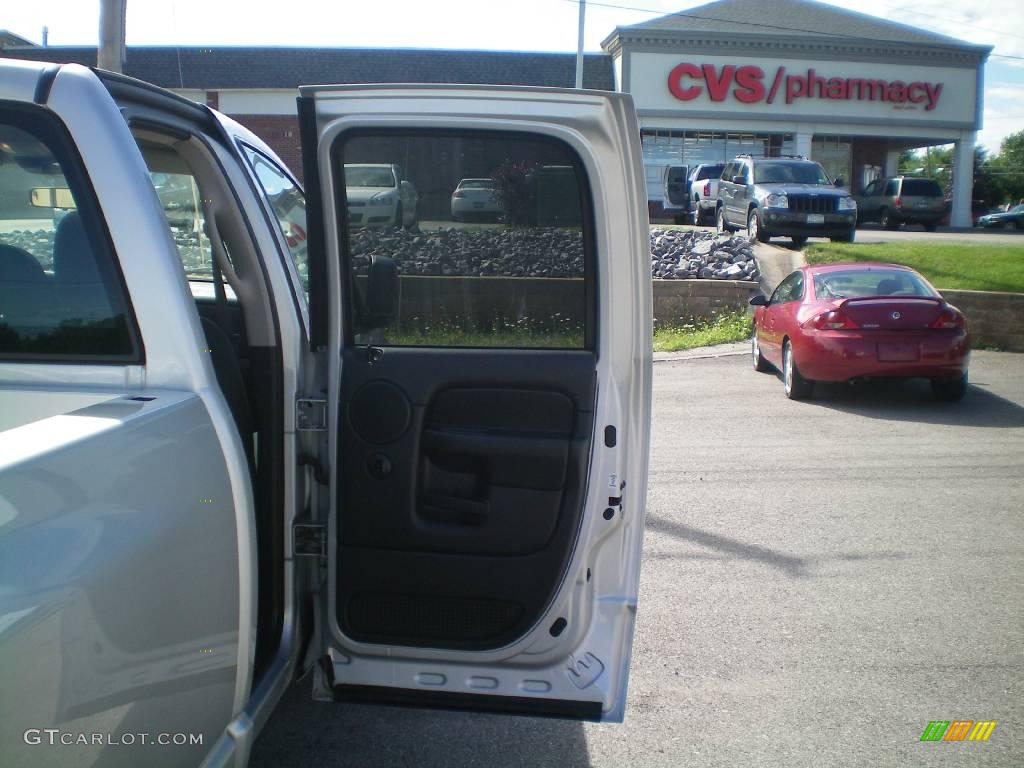 2005 Ram 1500 SLT Quad Cab 4x4 - Bright Silver Metallic / Dark Slate Gray photo #10