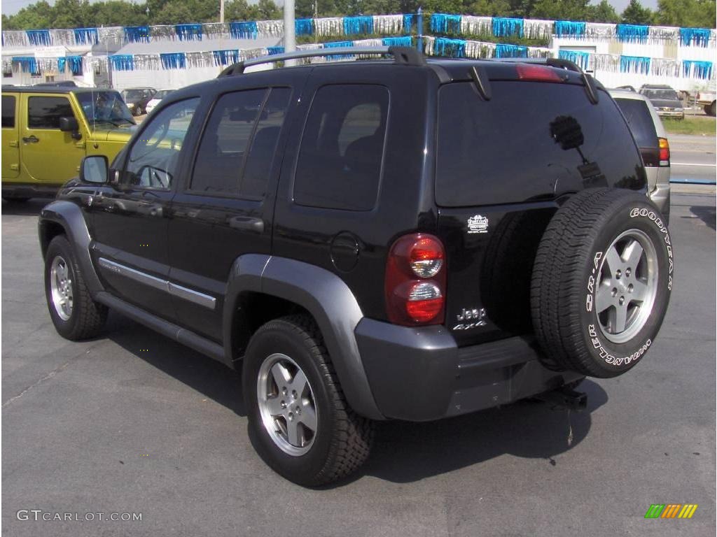 2006 Liberty Sport 4x4 - Black / Medium Slate Gray photo #2