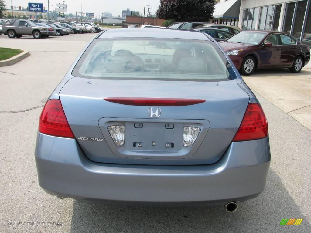 2007 Accord SE Sedan - Cool Blue Metallic / Gray photo #5