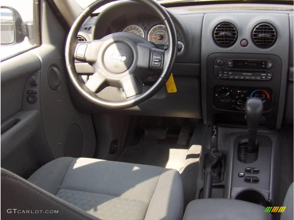 2006 Liberty Sport 4x4 - Black / Medium Slate Gray photo #8